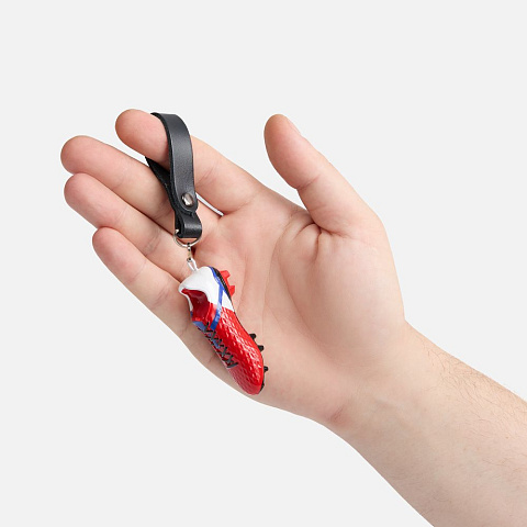 Брелок «Футбольная бутса», красный - рис 6.